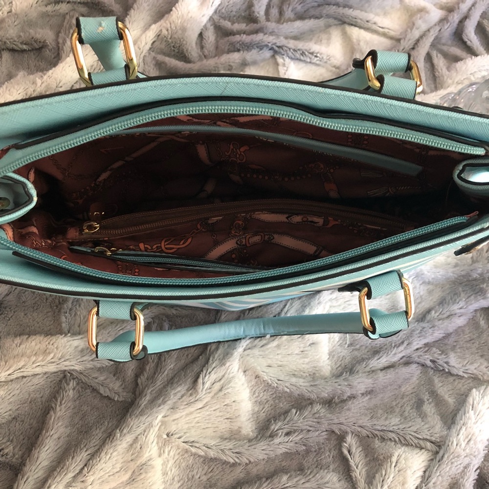 Purse - Picture 4 of 5